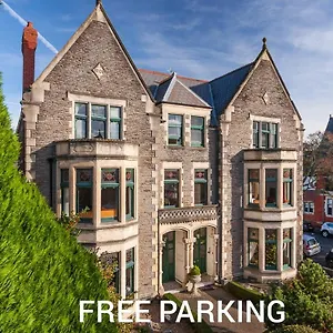 Lincoln House Private Cardiff
